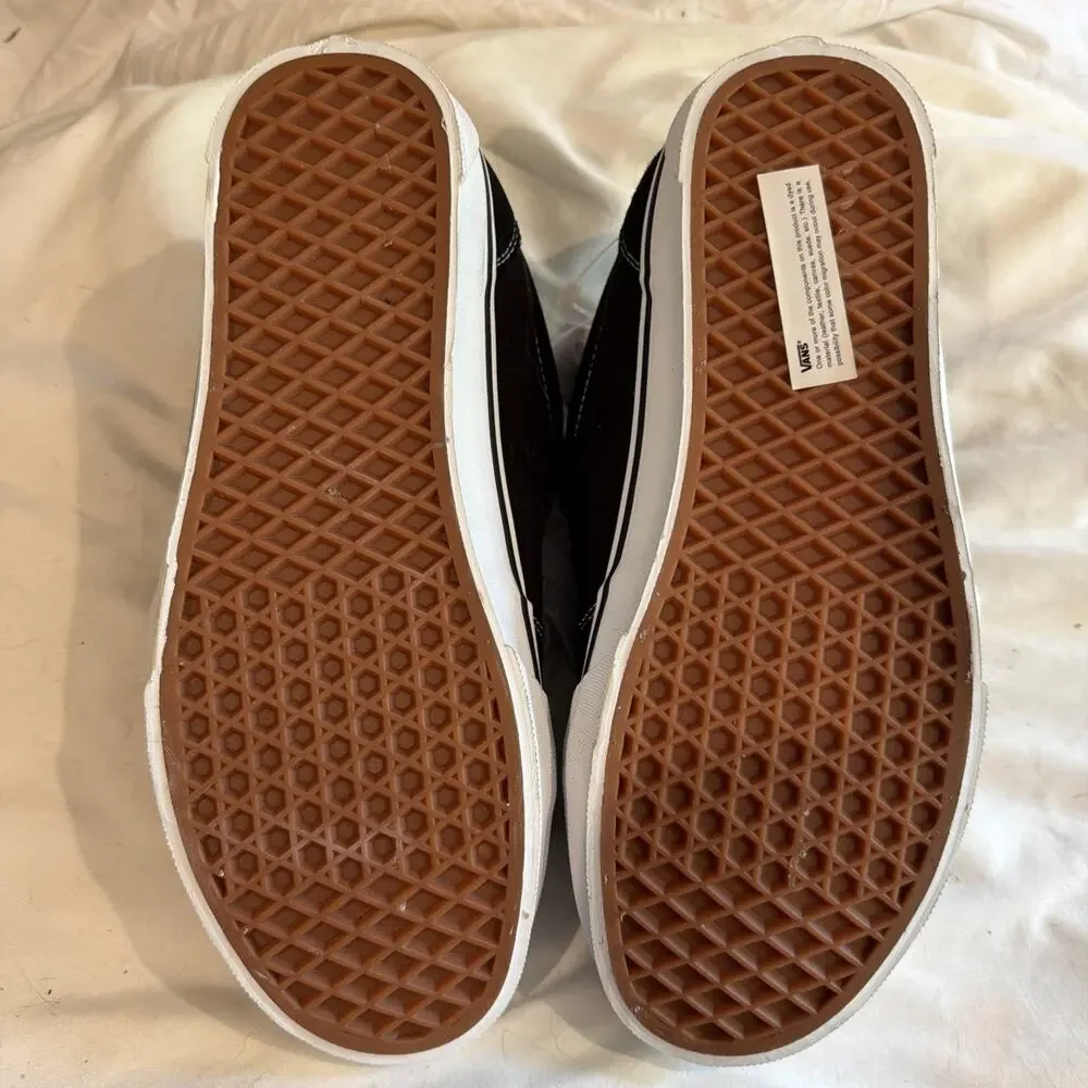 VANS Chukka Push Skate Shoes Men's Size 10.5 Black White Suede Canvas NEW